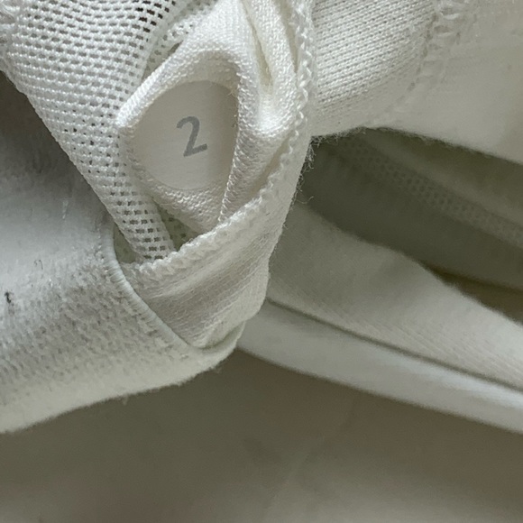 Lululemon tank tops - Picture 4 of 5